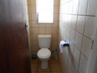 Bathroom 1 - 2 square meters of property in Nigel
