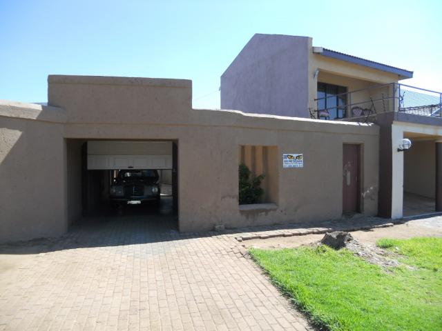 3 Bedroom House for Sale For Sale in Pimville - Private Sale - MR085113