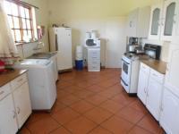 Kitchen - 15 square meters of property in Magaliesburg