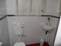 Bathroom 1 - 3 square meters of property in Port Edward