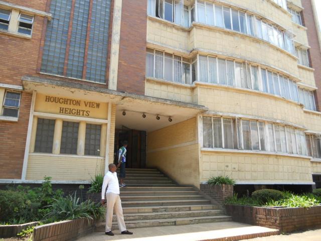 1 Bedroom Apartment for Sale For Sale in Yeoville - Home Sell - MR085827