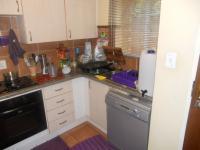 Kitchen - 9 square meters of property in Mooikloof Ridge