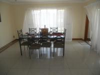 Dining Room - 18 square meters of property in Kosmosdal