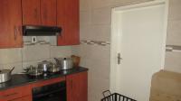 Kitchen - 21 square meters of property in Sonland Park