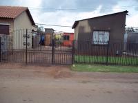 Front View of property in Thokoza