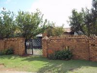 3 Bedroom 1 Bathroom House for Sale for sale in Siluma view