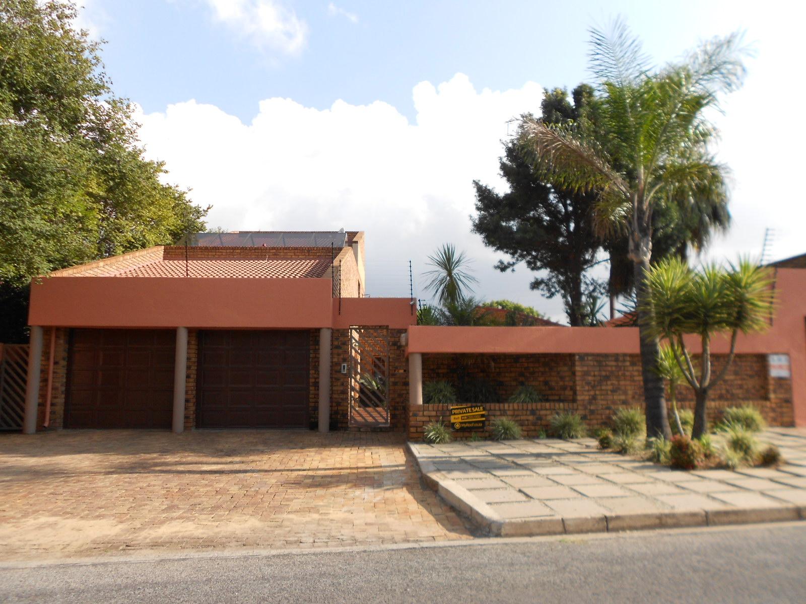 Front View of property in Boksburg