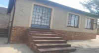 Front View of property in Lotus Gardens