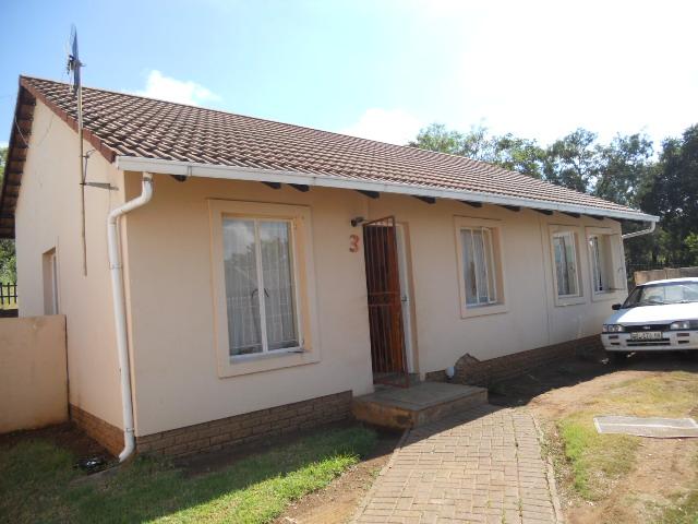 3 Bedroom House for Sale For Sale in Elandspoort - Home Sell - MR087175