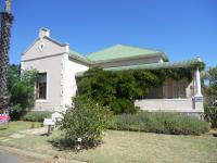 Front View of property in Darling