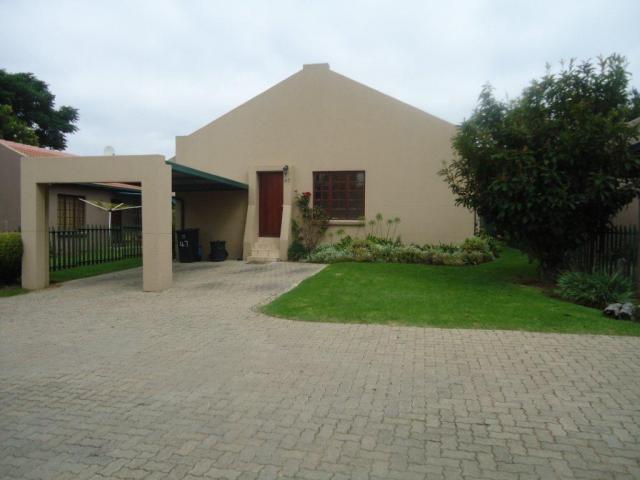 3 Bedroom Sectional Title for Sale For Sale in Halfway Gardens - Home Sell - MR087746