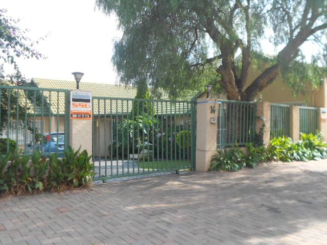 4 Bedroom House for Sale For Sale in Isandovale - Private Sale - MR088062