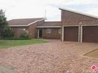 Front View of property in Vereeniging