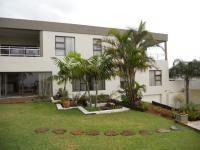 Front View of property in La Lucia