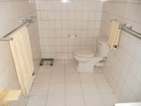Main Bathroom - 6 square meters of property in Plettenberg Bay