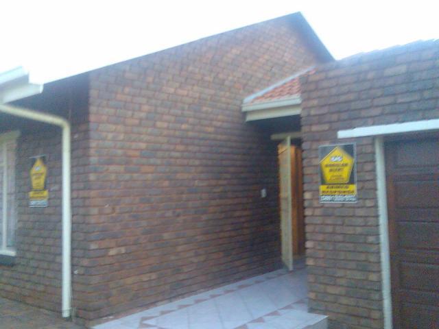 3 Bedroom House for Sale For Sale in Laudium - Home Sell - MR088299