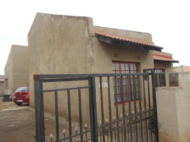 3 Bedroom House for Sale For Sale in Alberton - Private Sale - MR088470