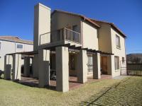 3 Bedroom 2 Bathroom House for Sale for sale in Wilgeheuwel 