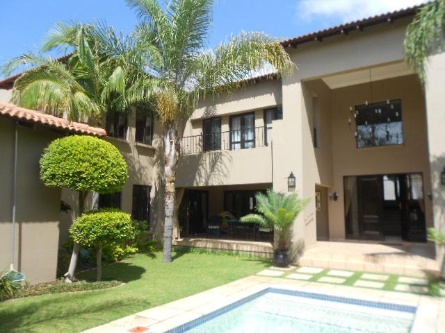 5 Bedroom House for Sale For Sale in Fourways - Private Sale - MR088500