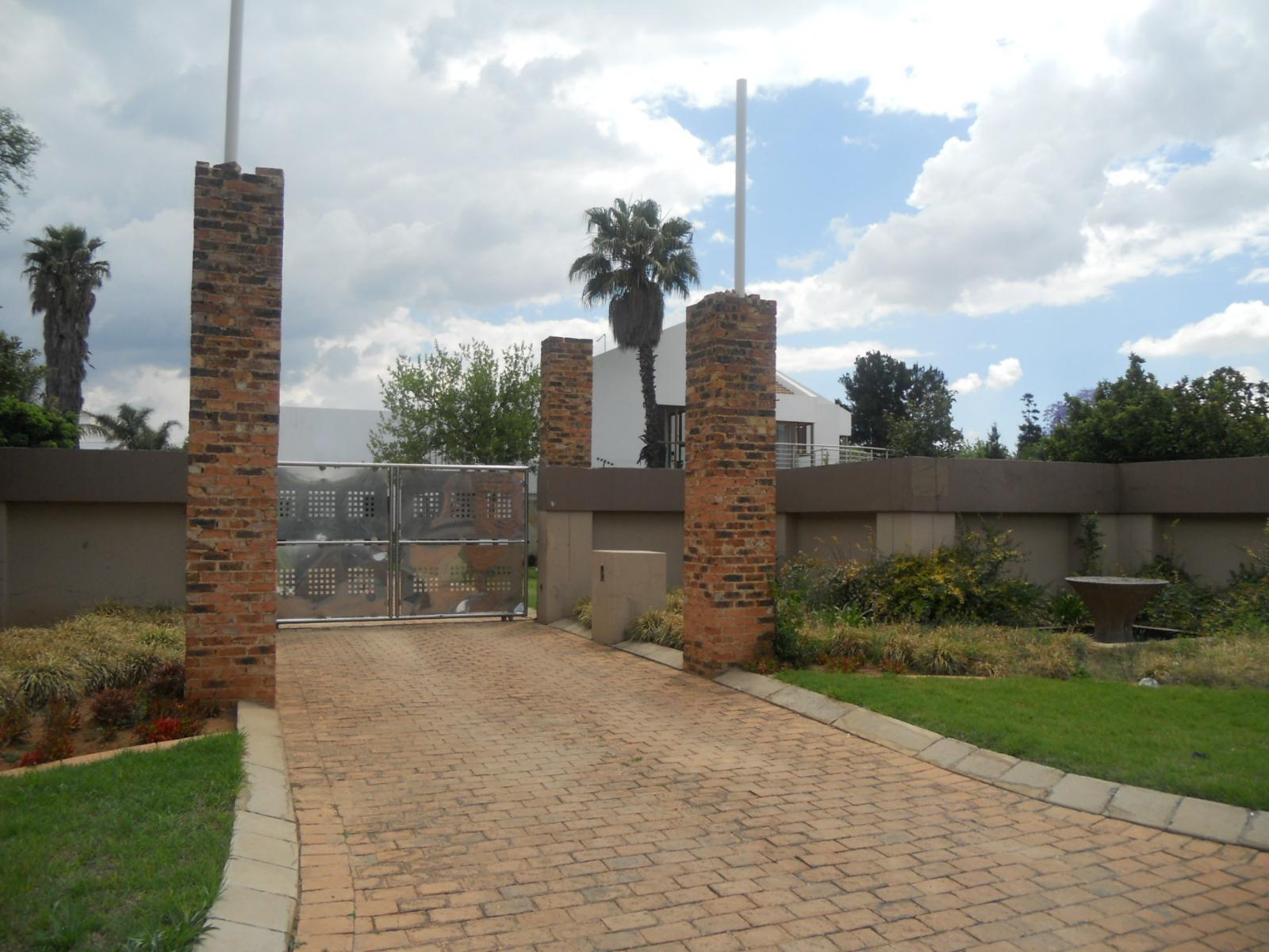 Front View of property in Benoni