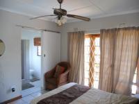 Bed Room 2 - 12 square meters of property in Hibberdene