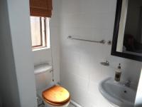 Bathroom 1 - 2 square meters of property in Hibberdene