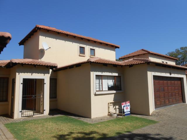 3 Bedroom Duet for Sale For Sale in Pretoria North - Home Sell - MR088895