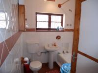 Main Bathroom - 5 square meters of property in Bluff