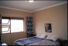 Main Bedroom - 9 square meters of property in Port Edward
