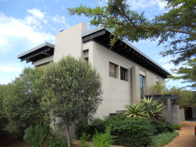 5 Bedroom House for Sale For Sale in Umhlanga Rocks - Private Sale - MR089051