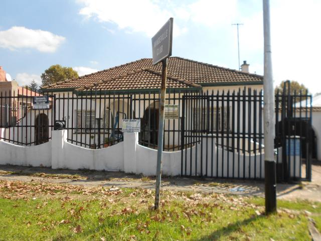 3 Bedroom House for Sale For Sale in Bezuidenhout Valley - Private Sale - MR089181