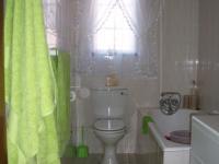 Bathroom 1 of property in Waterval Boven