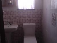 Bathroom 2 of property in Waterval Boven