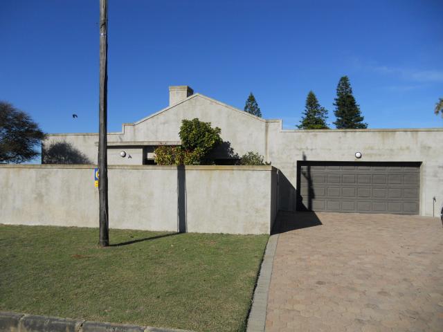3 Bedroom Duet for Sale For Sale in Mossel Bay - Home Sell - MR089559