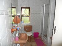 Bathroom 1 - 7 square meters of property in Port Edward