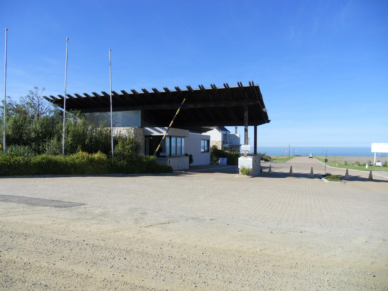 Front View of property in George South