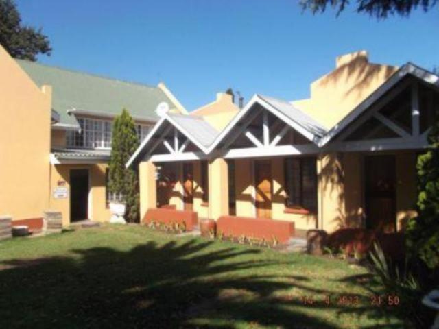 10 Bedroom House for Sale For Sale in Ermelo - Private Sale - MR090143