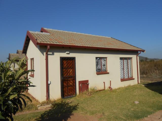 2 Bedroom House for Sale For Sale in Soshanguve - Home Sell - MR090339