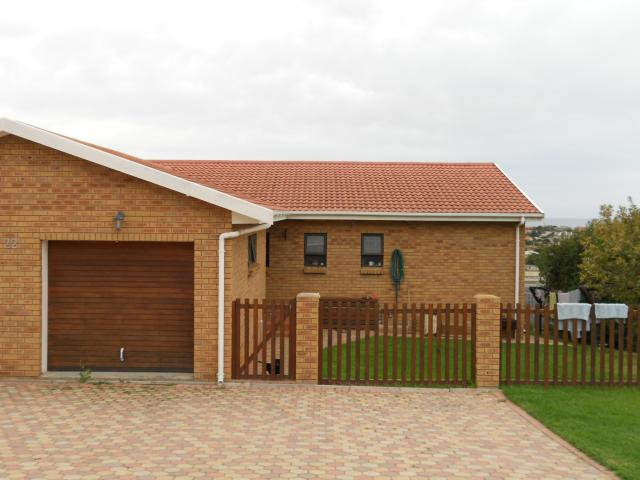 2 Bedroom Duet for Sale For Sale in Hartenbos - Private Sale - MR090354