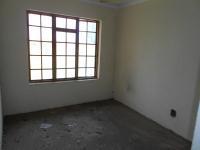 Bed Room 2 - 10 square meters of property in Riversdale