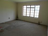 Main Bedroom - 22 square meters of property in Riversdale