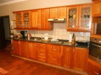 Kitchen - 64 square meters of property in Tiegerpoort