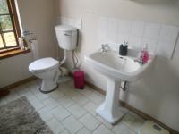 Bathroom 2 - 12 square meters of property in Tiegerpoort