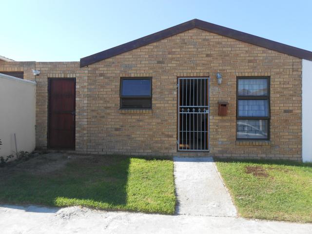 Mr090966 Bayview Ct Bayview Ct Capetown Cape Flats Western Cape