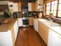 Kitchen - 16 square meters of property in Gordons Bay
