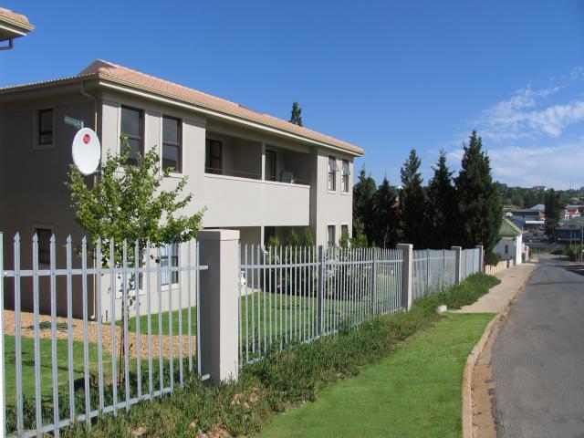 1 Bedroom Simplex for Sale For Sale in Malmesbury - Home Sell - MR090988