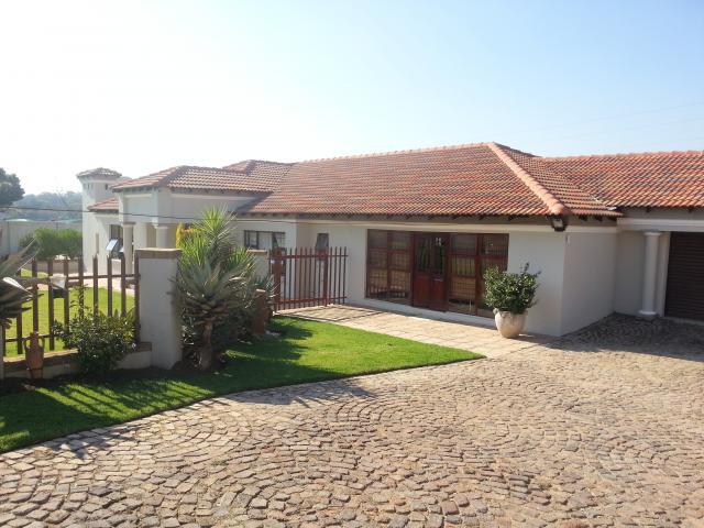 Smallholding for Sale For Sale in Benoni - Private Sale - MR091022