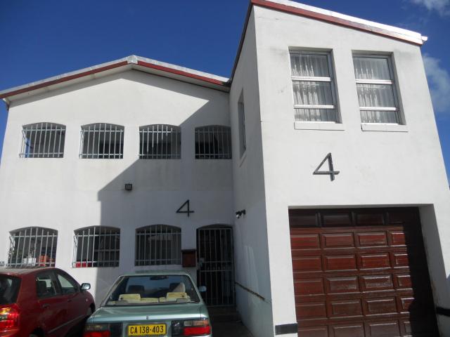 8 Bedroom House for Sale For Sale in Cape Town Centre - Home Sell - MR091077