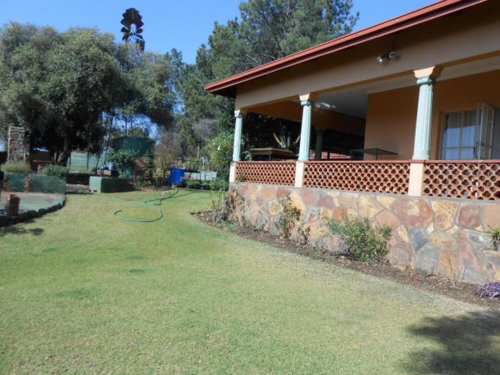 Front View of property in Hartbeespoort