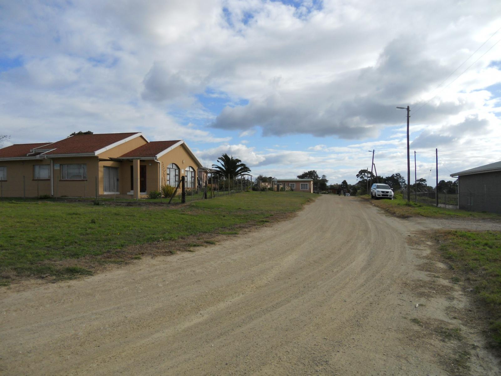 Front View of property in Pacaltsdorp